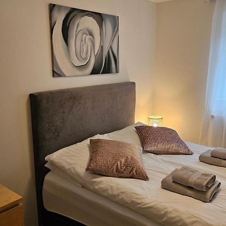 B&B Rooms Husavik 3 외부 사진