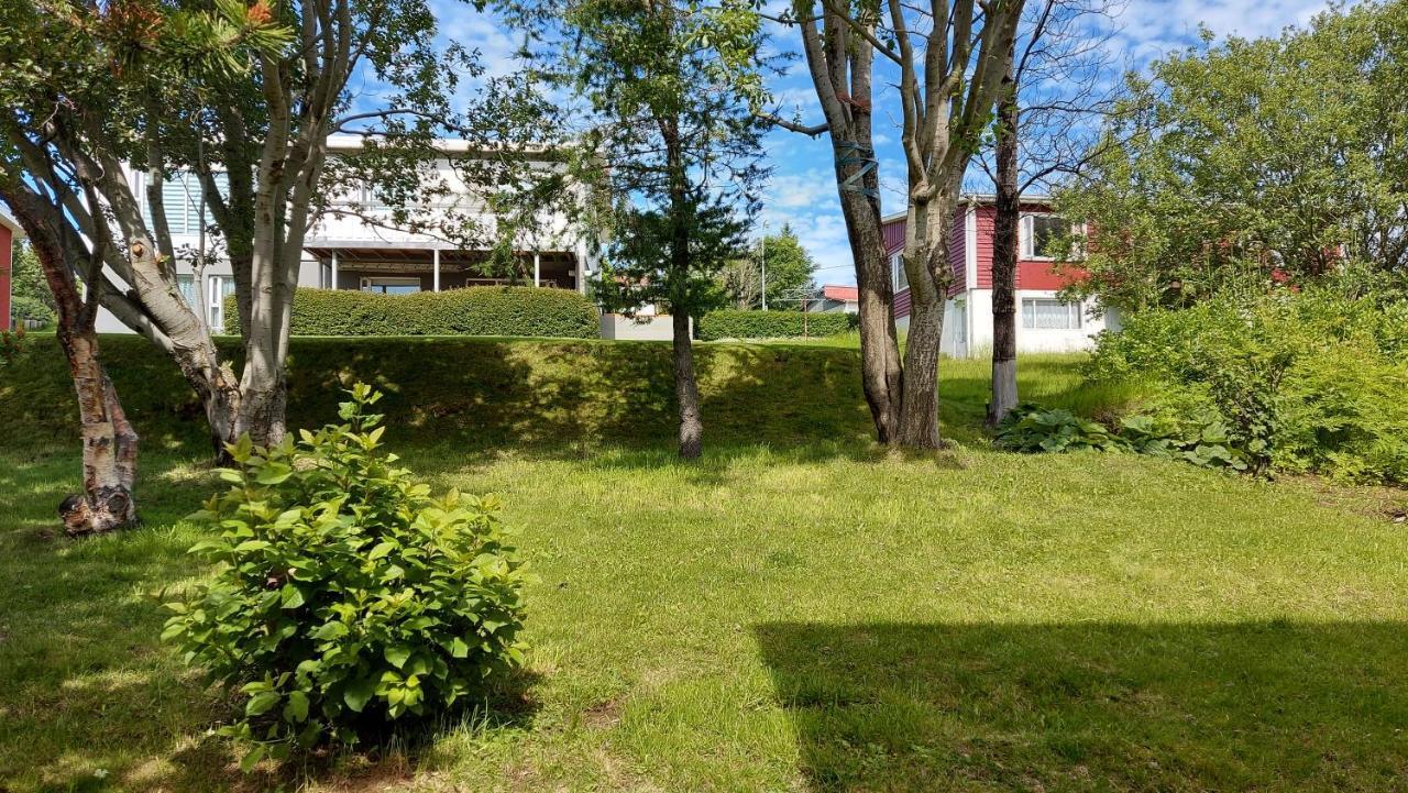 B&B Rooms Husavik 3 외부 사진