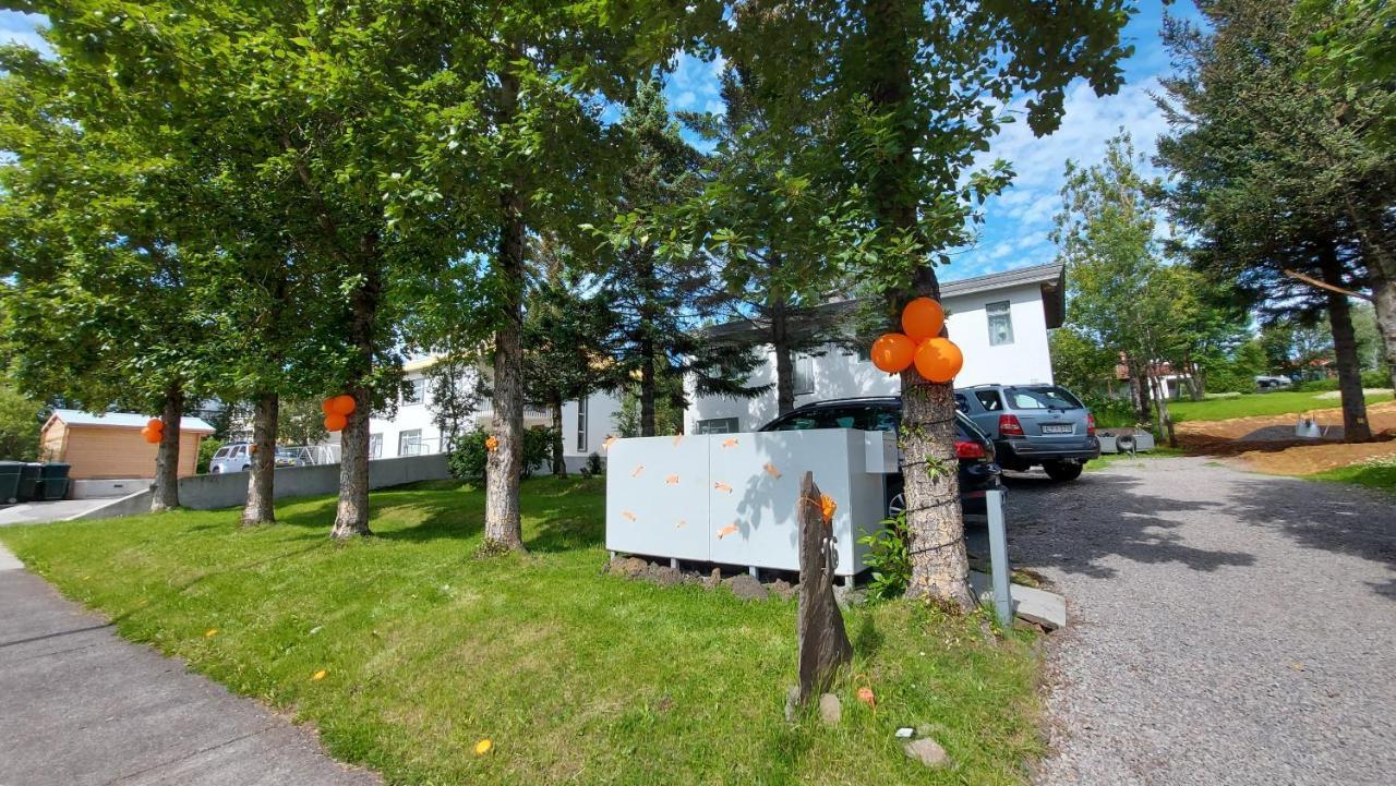 B&B Rooms Husavik 3 외부 사진