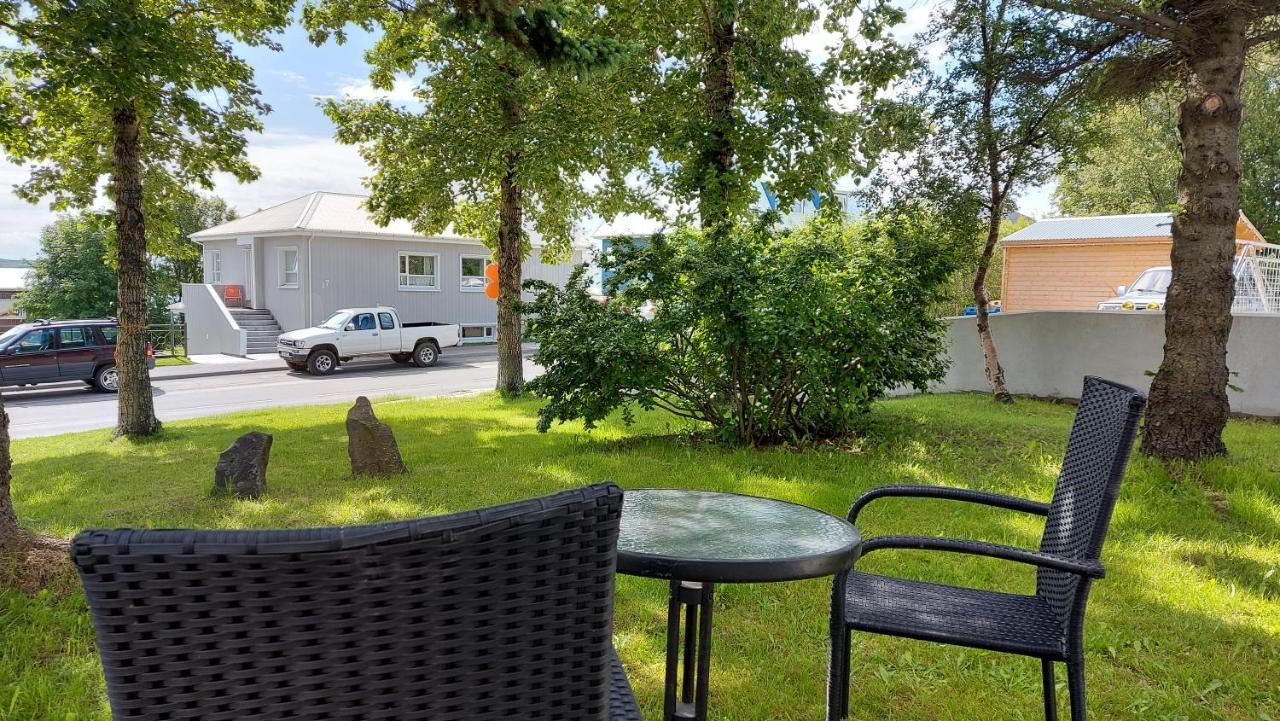B&B Rooms Husavik 3 외부 사진
