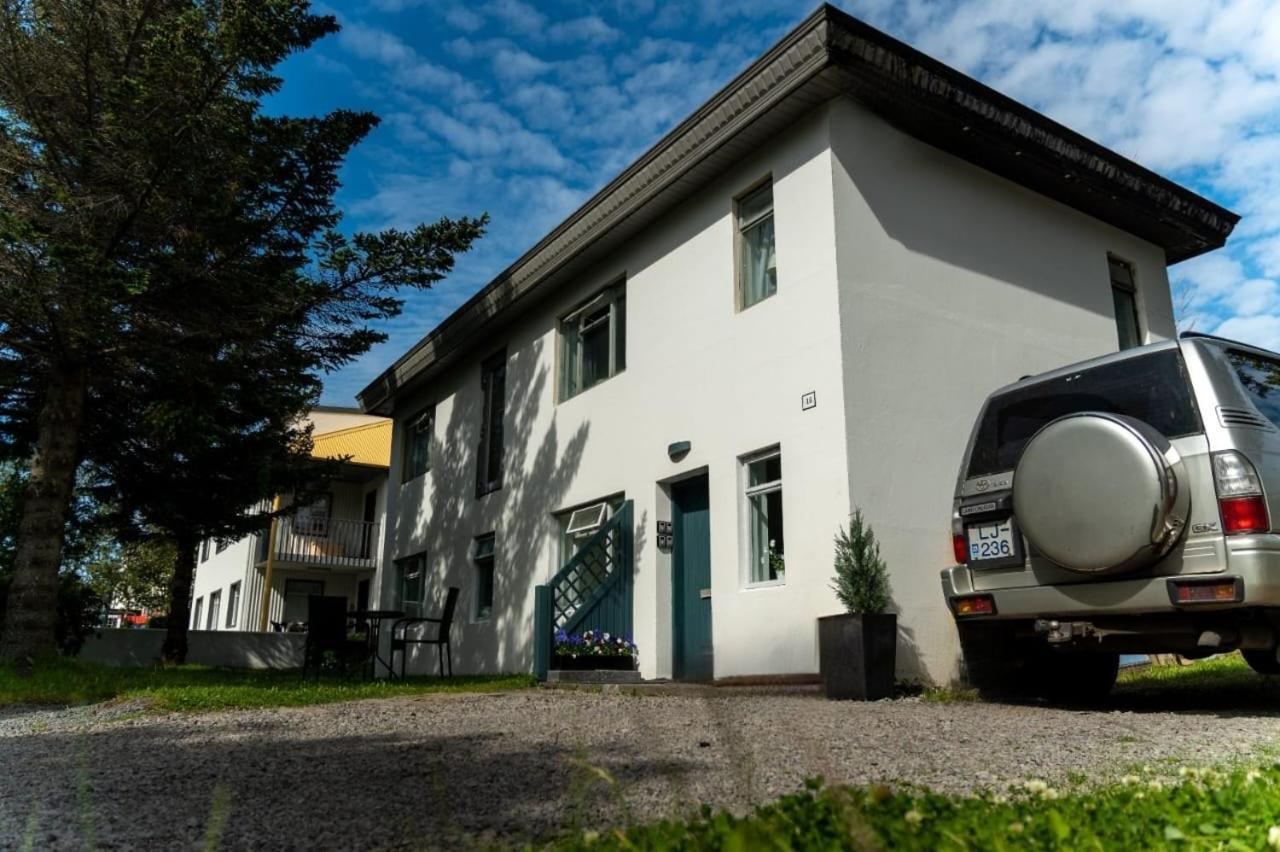 B&B Rooms Husavik 3 외부 사진